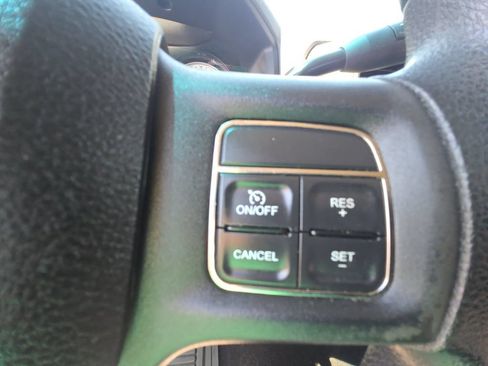 Used 2014 RAM 1500 Express AWD/4WD image 19