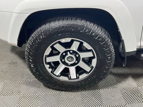 Certified 2023 Toyota 4Runner TRD Off-Road Premium AWD/4WD image 26
