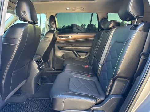 Used 2024 Volkswagen Atlas SE image 27