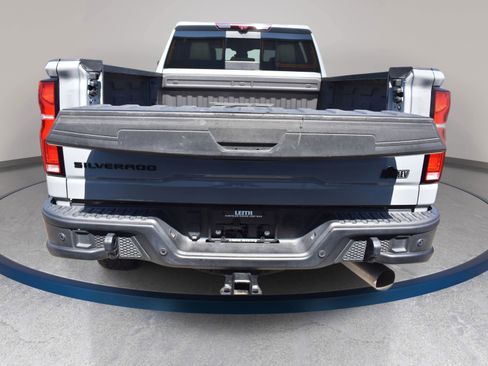 Used 2024 Chevrolet Silverado 2500 ZR2 w/ ZR2 Bison Edition AWD/4WD image 6