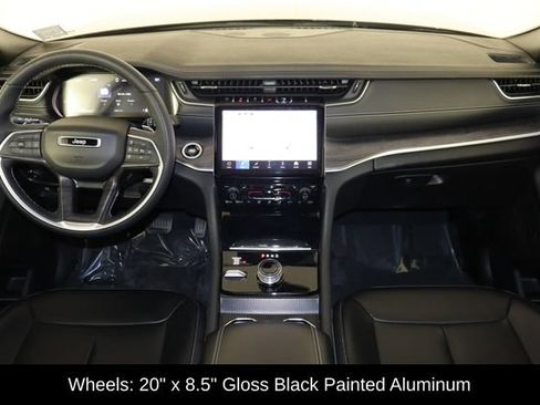 Used 2024 Jeep Grand Cherokee L Limited w/ Black Appearance Package AWD/4WD image 14