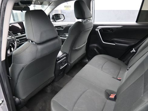 Used 2023 Toyota RAV4 LE image 33