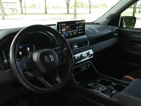 Used 2026 Honda Passport TrailSport image 16