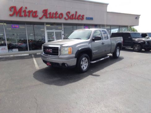 Used 2008 GMC Sierra 1500 SLE AWD/4WD image 2