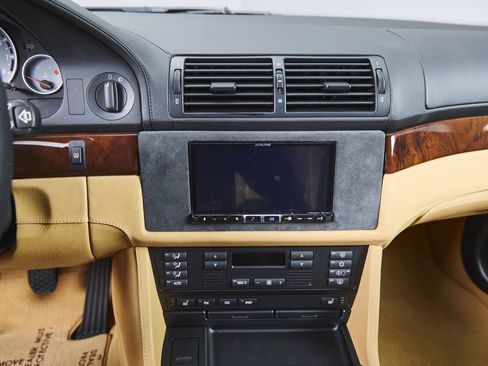 Used 2003 BMW M5 RWD image 61