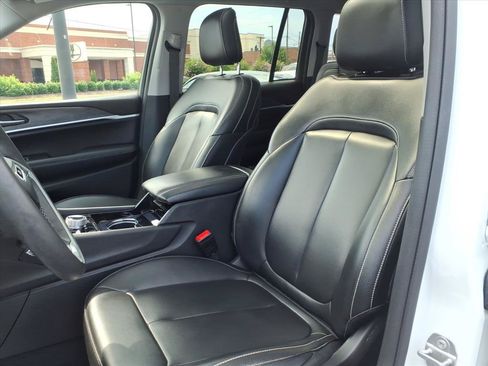 Used 2023 Jeep Grand Cherokee 4WD 4xe image 15