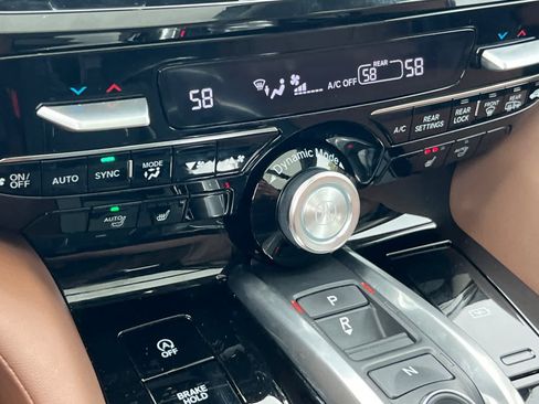 Certified 2025 Acura MDX FWD w/ Technology Package image 23
