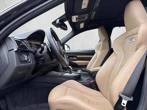 Used 2015 BMW M3 RWD image 12