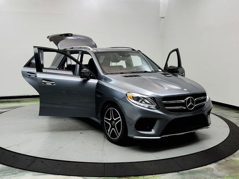 Used 2017 Mercedes-Benz GLE 43 AMG 4MATIC image 10
