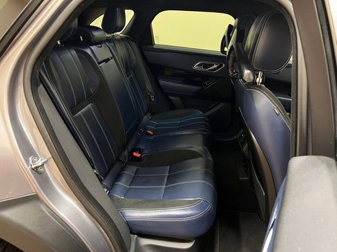 Used 2020 Land Rover Range Rover Velar R-Dynamic S image 32