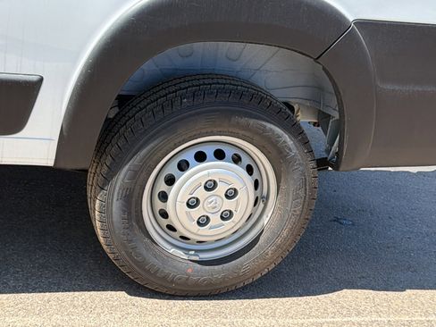 New 2026 RAM ProMaster 2500 w/ Convenience Group image 12