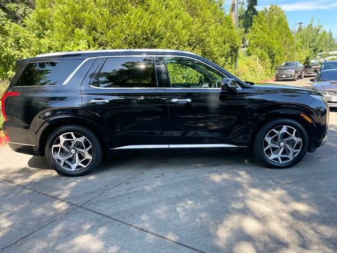 Used 2022 Hyundai Palisade Calligraphy w/ Cargo Package AWD/4WD image 3