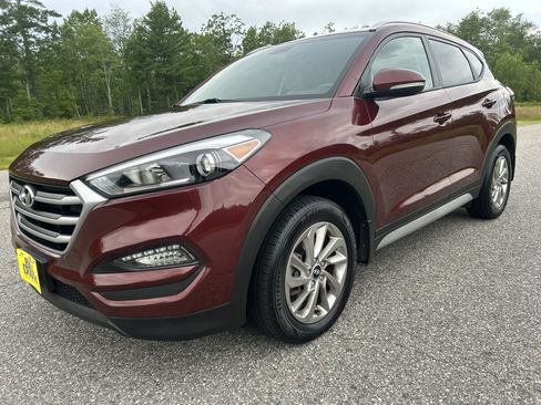 Used 2017 Hyundai Tucson SE Plus AWD/4WD image 1