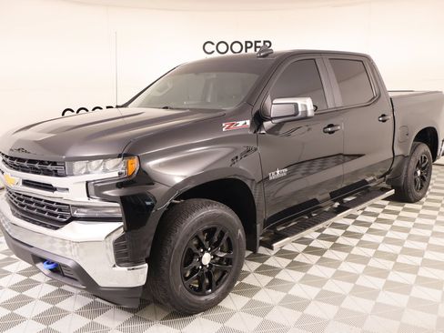 Used 2020 Chevrolet Silverado 1500 LT w/ Texas Edition AWD/4WD image 10