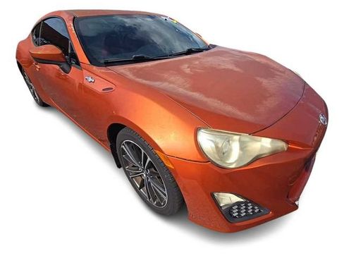 Used 2013 Scion FR-S RWD image 3