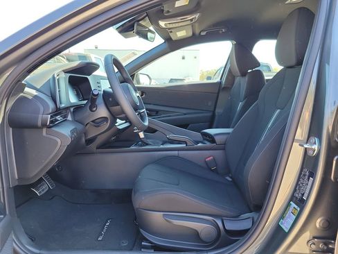 Used 2026 Hyundai Elantra Sport w/ Cargo Package image 19
