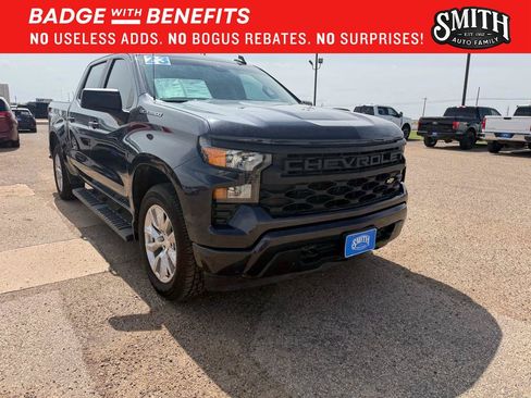 Used 2023 Chevrolet Silverado 1500 Custom RWD image 1