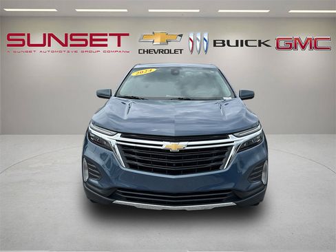 Certified 2024 Chevrolet Equinox LT FWD image 2