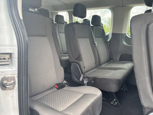 Used 2025 Ford Transit 350 XLT RWD image 15