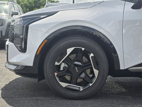 New 2026 Kia Sportage SX image 5