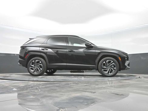 New 2026 Hyundai Tucson Limited image 37