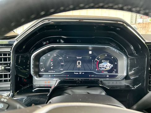 Used 2022 GMC Sierra 1500 Elevation w/ LPO, Elevation Black Package AWD/4WD image 11