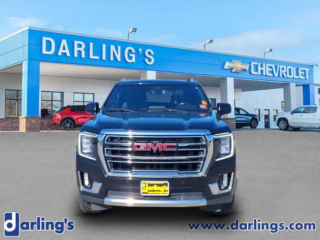 Used 2022 GMC Yukon XL SLT w/ SLT Premium Package AWD/4WD image 2