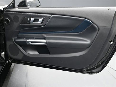 Used 2024 Ford Mustang GT Premium image 11