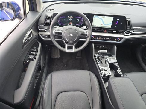 Used 2024 Kia Sportage EX image 24