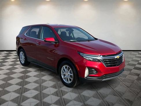 Used 2023 Chevrolet Equinox LT FWD image 3