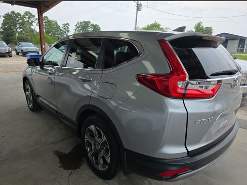 Used 2019 Honda CR-V EX image 4