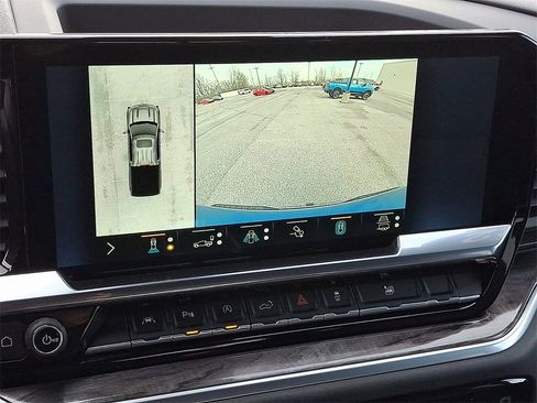 Used 2022 Chevrolet Silverado 1500 LTZ w/ LTZ Premium Package image 4