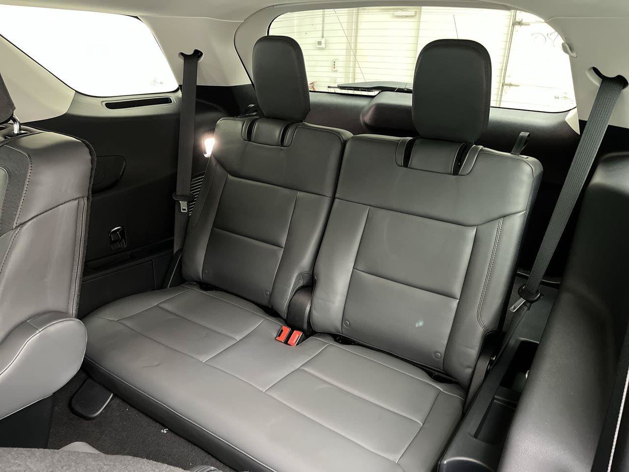 Used 2026 Ford Explorer Active w/ Active Comfort Package AWD/4WD image 13