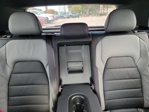 Used 2024 Volkswagen GTI SE FWD image 15