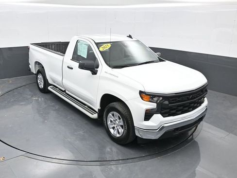 Used 2025 Chevrolet Silverado 1500 W/T image 1