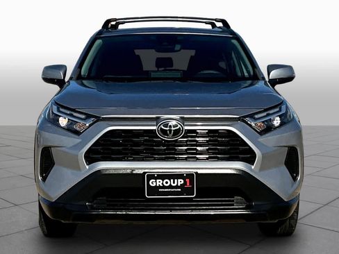 Used 2023 Toyota RAV4 XLE w/ Convenience Package FWD image 7