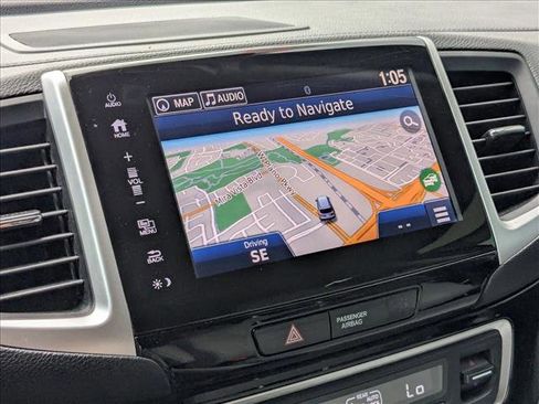 Used 2017 Honda Pilot Elite image 17