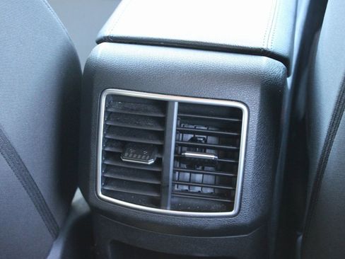 Used 2024 Kia Sportage LX FWD image 20