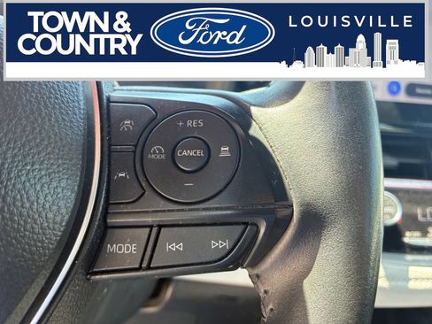 Used 2024 Toyota Corolla SE FWD image 16