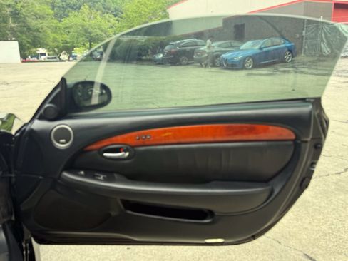 Used 2007 Lexus SC 430 Convertible RWD image 38