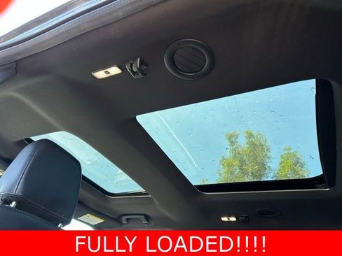 Used 2018 Ford Explorer XLT w/ Equipment Group 202A image 18