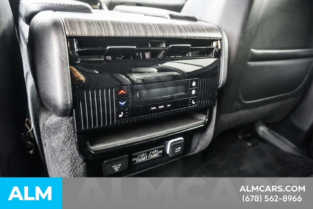 Used 2024 Jeep Wagoneer L Series II w/ Flexible Seating Group AWD/4WD image 53