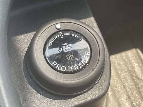 Used 2025 Ford Expedition Max Active RWD image 28