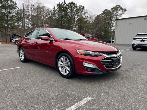 Used 2024 Chevrolet Malibu LT image 4