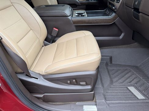 Used 2018 GMC Sierra 3500 Denali w/ Duramax Plus Package image 33