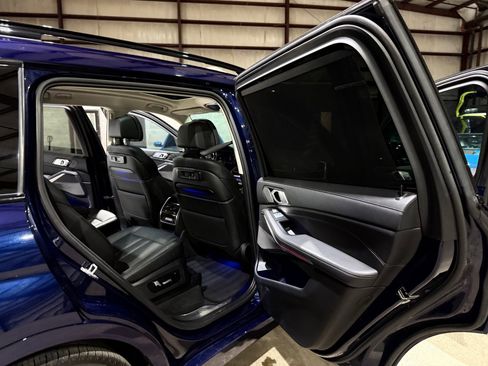 Used 2021 BMW X7 xDrive40i w/ Premium Package AWD/4WD image 21