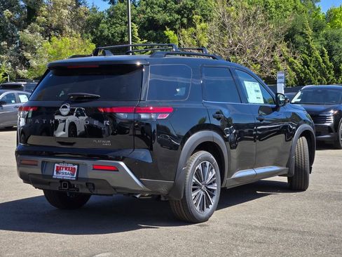 New 2026 Nissan Pathfinder Platinum w/ Cargo Package AWD/4WD image 3