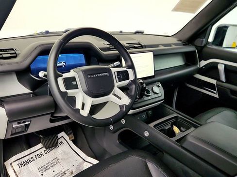 Used 2022 Land Rover Defender 90 X-Dynamic HSE image 13