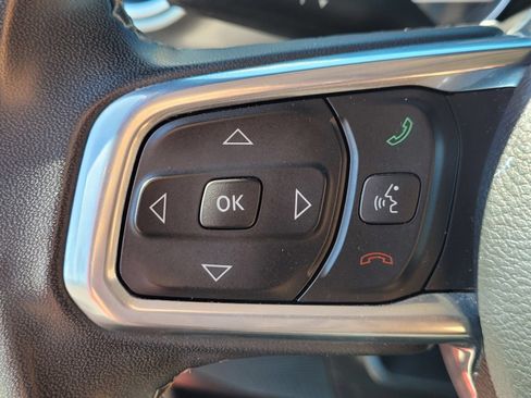 Used 2023 Jeep Wrangler Unlimited Sahara AWD/4WD image 26
