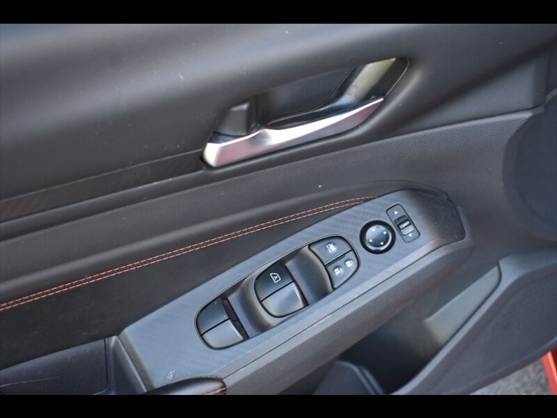 Used 2022 Nissan Altima 2.5 SR FWD image 19